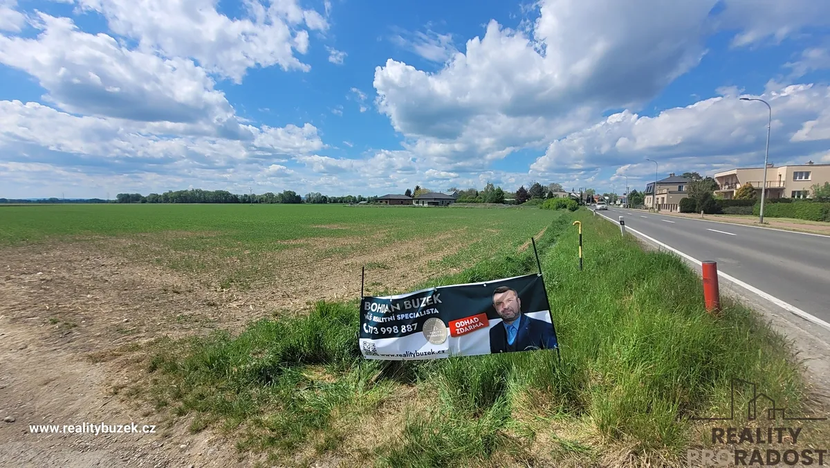 Prodej stavebního pozemku 3952 m²